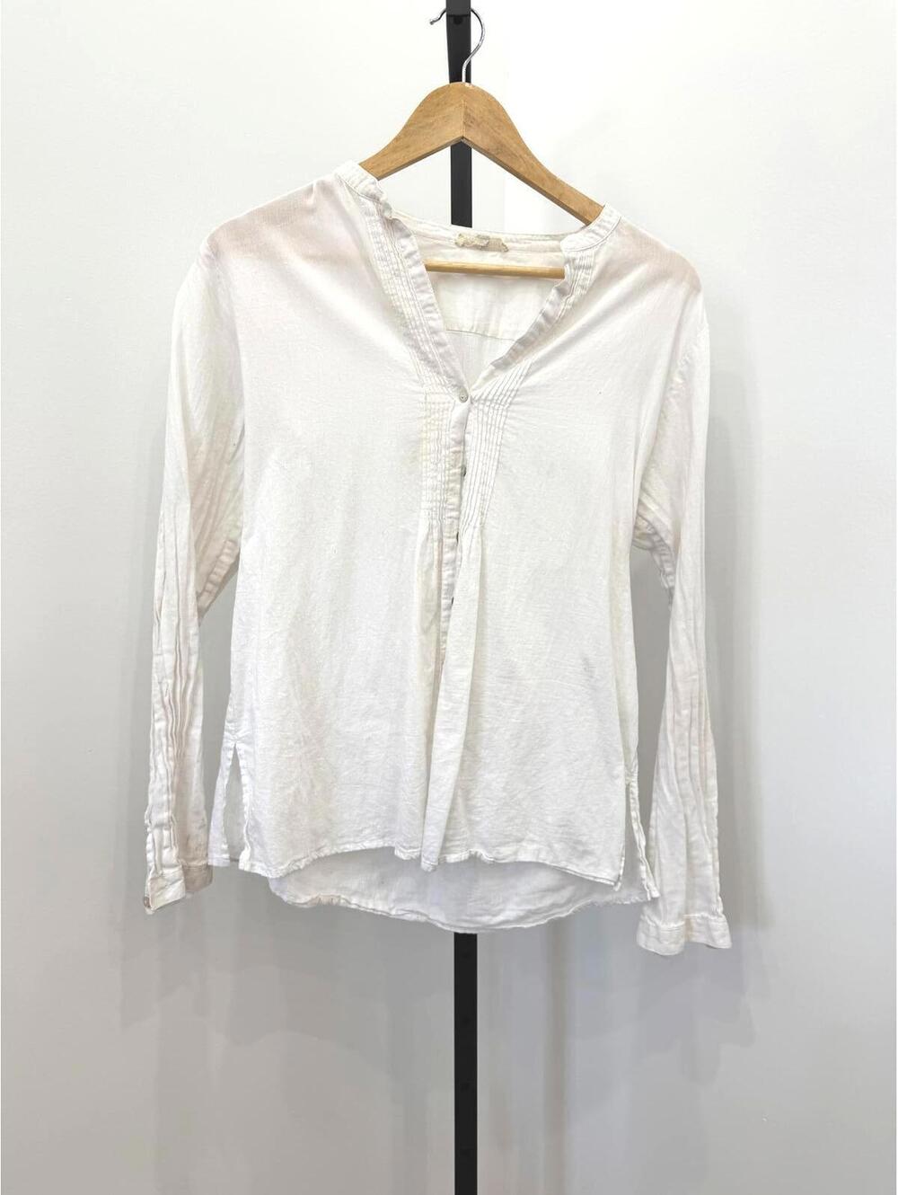 White Long Sleeve V-Neck Blouse with Pintuck Detail Eileen Fisher Small
